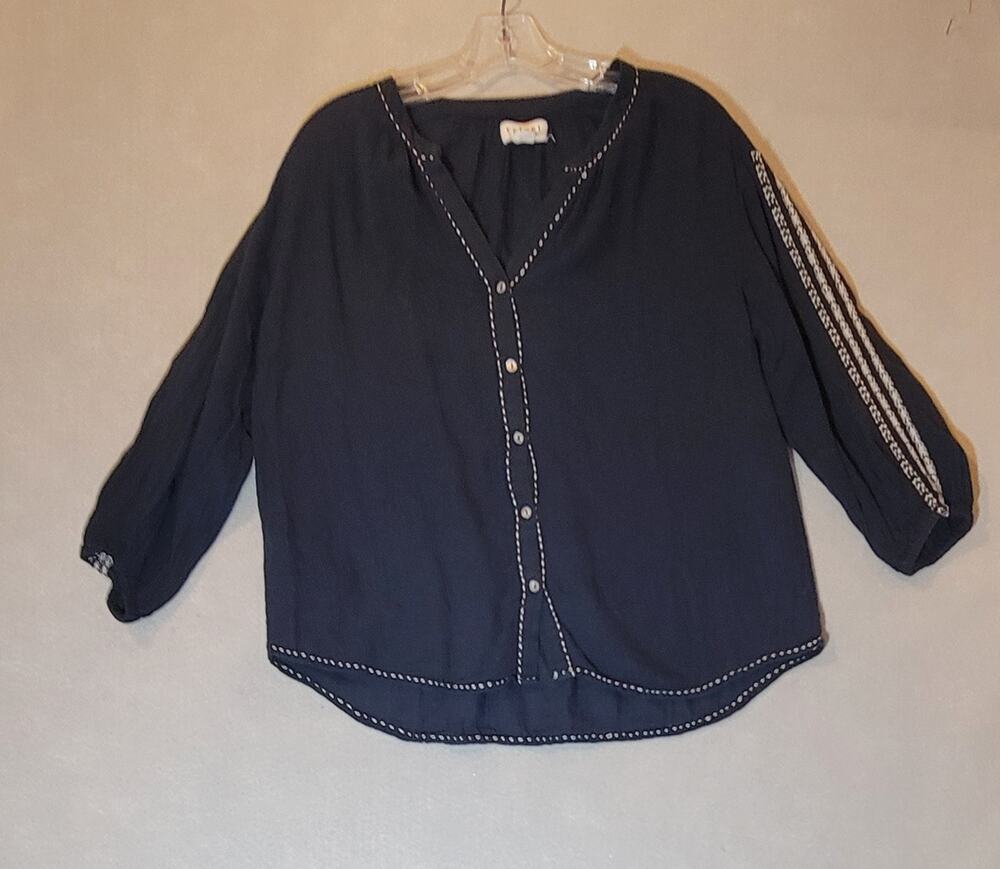 Velvet by Graham & Spencer Navy Embroidered Button Front Peasant Top Medium